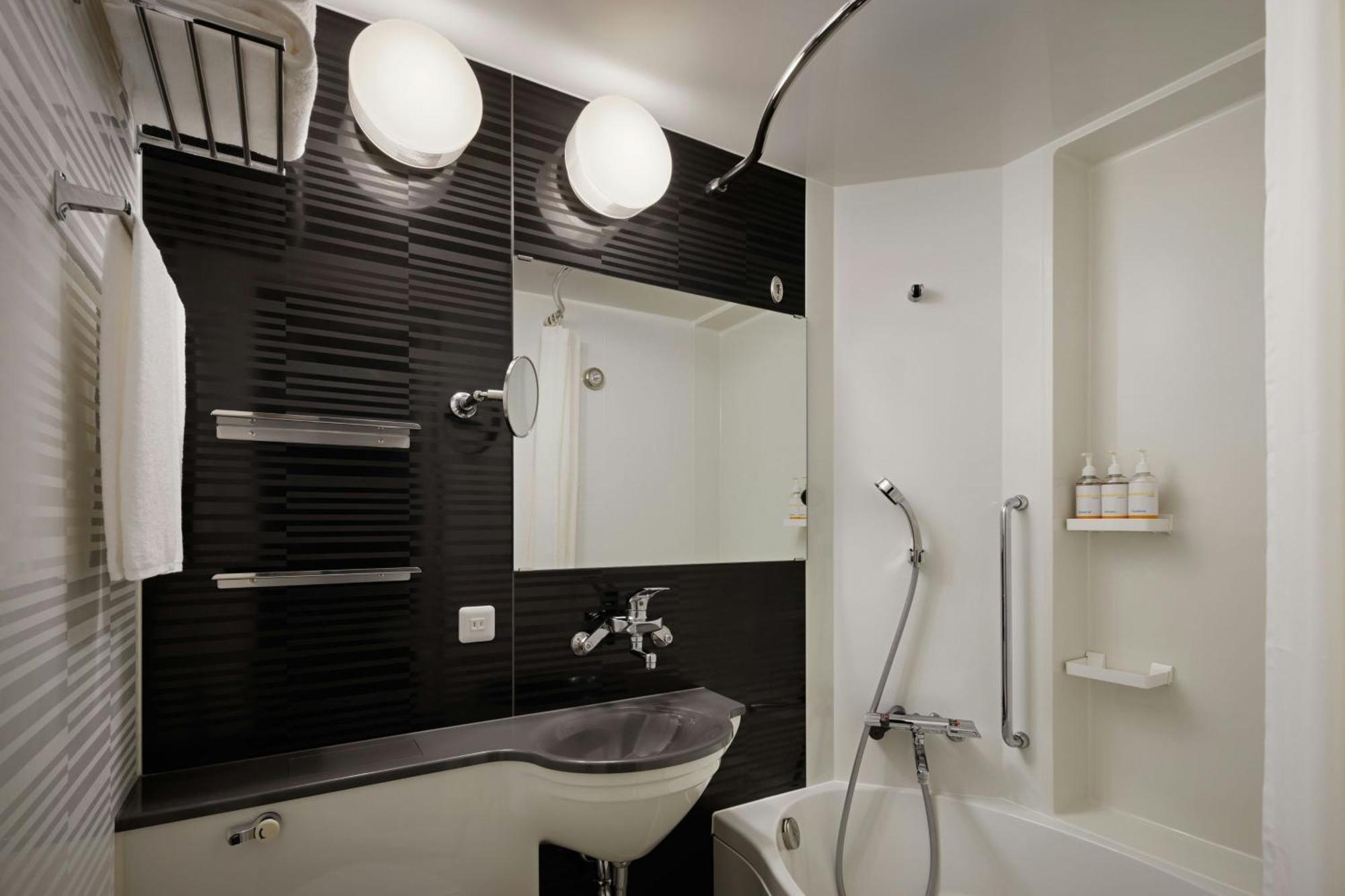 Four Points Flex By Sheraton Fukuoka Hakata Exterior photo